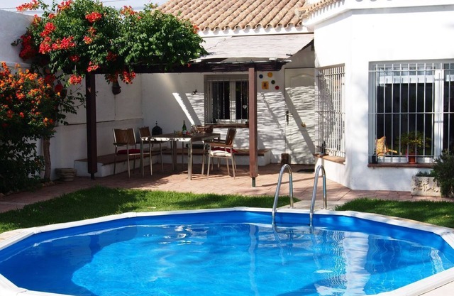 Feel-good house near the beach with private pool and beautiful garden, perfect relaxation