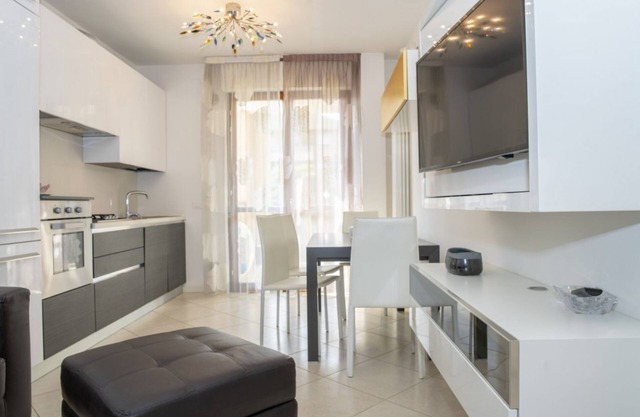 FELLINI RIMINI - Apartment x 3! NEW!