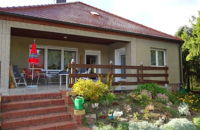Ferienhaus Oma Inge Zwischen Goitzsche und Muldestausee Haustierfreundlich !
