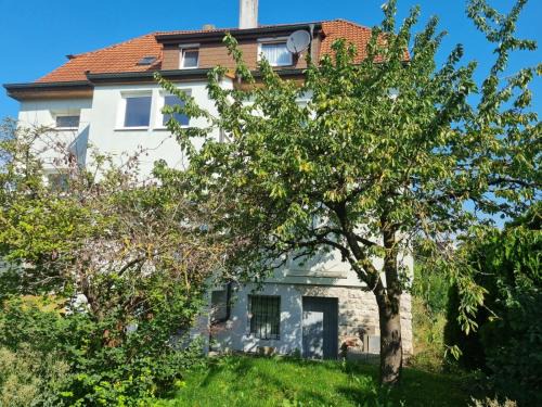 Ferienwohnung 2 mit 3 Schlafzimmer und Garten