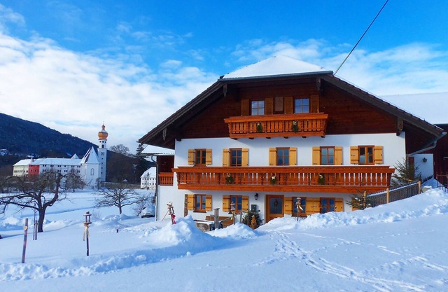 Ferienwohnung 77qm, EG, Nichtraucher, Balkon, Bad, WC, Kabel-/Sat-TV, WLAN, max. 4 Personen
