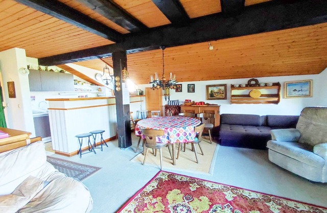 Ferienwohnung Nr. 10, 85 qm, 1 Schlaf- und 1 Wohn-/Schlafzimmer, Balkon