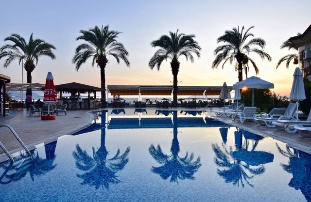 fethiye , ground floor, beachfront, one bedroom, 24/7 security, private beach