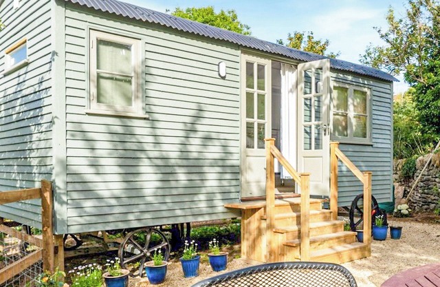 Fig Tree Shepherds Hut