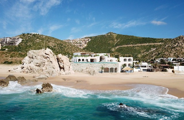 Finest Luxury, All-Inclusive Private Resort Villa, La Datcha in Pedregal
