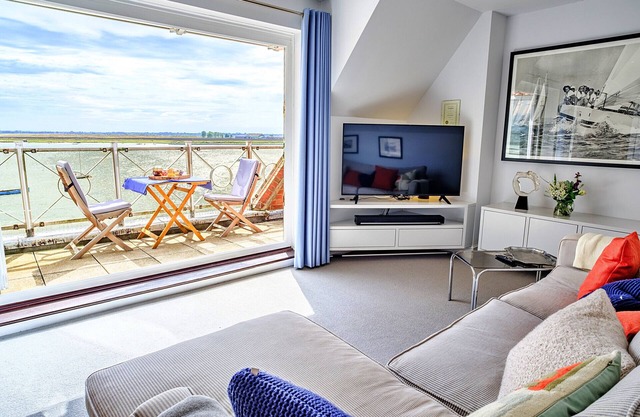 Finest Retreats | Kings Wharf