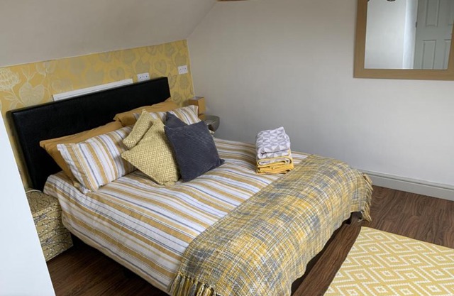 First floor Pad Carterton near Burford
