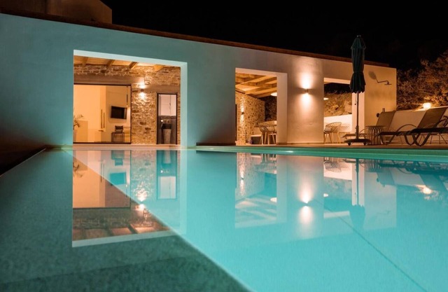 Flip Flop beach distance villa