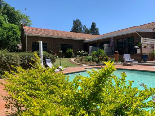 Footprints Self Catering Indoor Heated Pool and Fireplaces