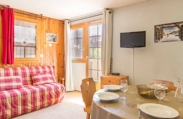 Cozy studio in the center, near slopes with balcony
