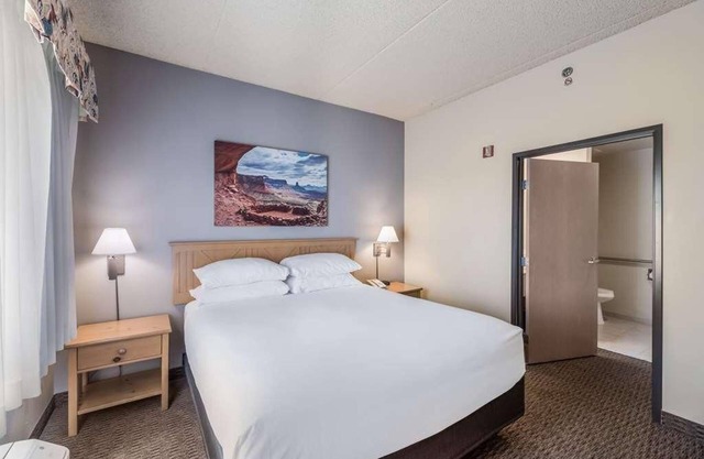 FREE Breakfast at Red Lion Inn & Suites Goodyear Phoenix! Near Goodyear Ballpark