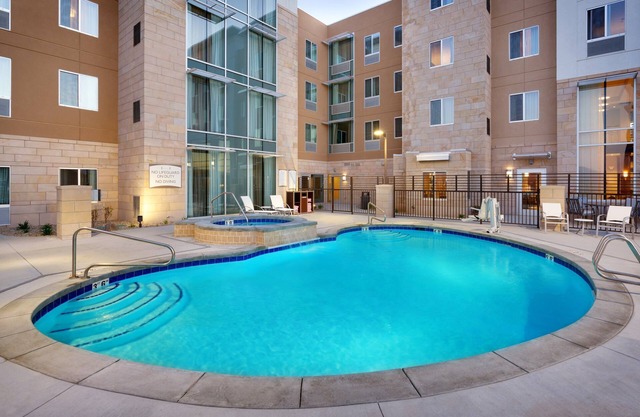 Free Breakfast. Pool & Hot Tub. Gym. Near Traverse Mountain Shopping Center!