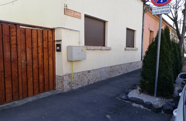 Free WiFi, Airport shuttle, Family rooms, Non-smoking rooms, 24-hour front desk