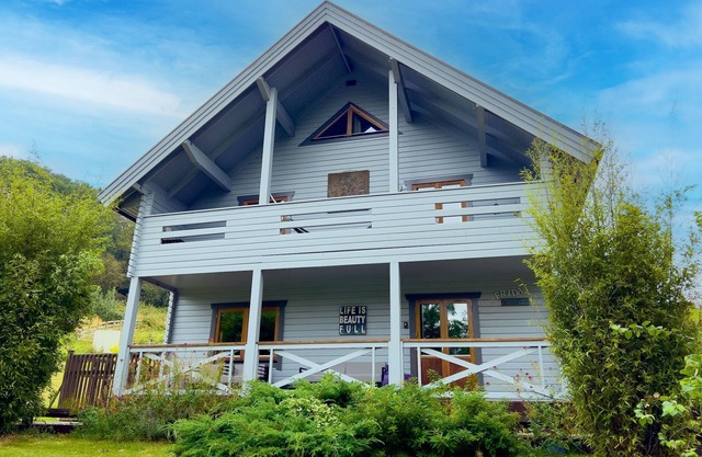 Freedom Lodge 7 Great Ayton Yorkshire - sleeps 10 guests in 4 bedrooms
