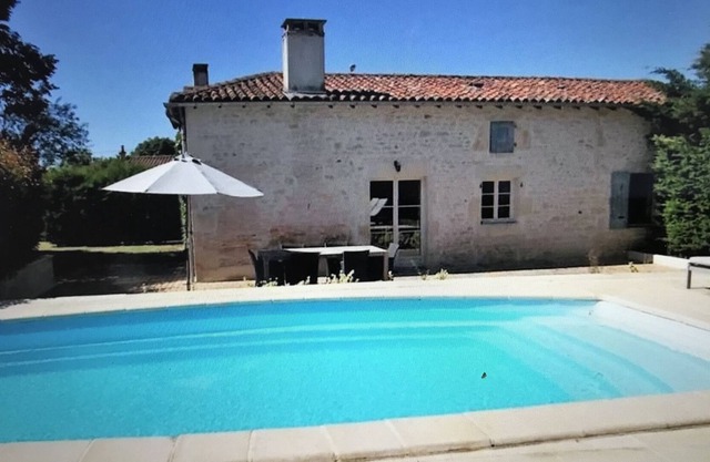 French Country Cottage with Private Heated Swimming Pool