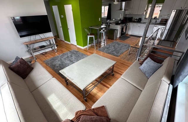 Freshly Remodeled 4 BR House w/Ping Pong & Sk8 Bowl in Olde Town Arvada