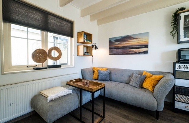 Friese Antillen is a courtyard of 8 homes near of the beach and village Hollum.