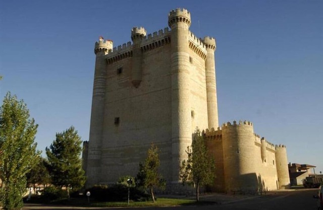 FUENSALDAÑA TURÍSTICA Tourist House Nº 47-28