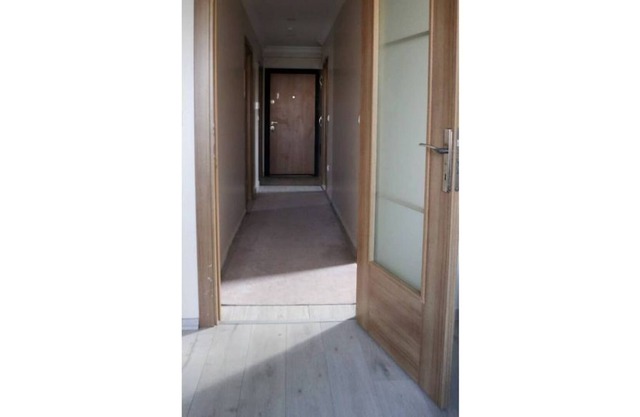 Full apartment with garden by metro! Apt. 1