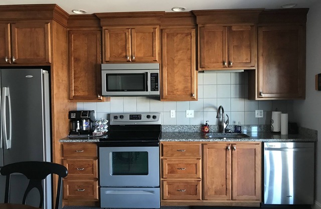 Fully Handicapped Accessible apartment with awesome mountain views