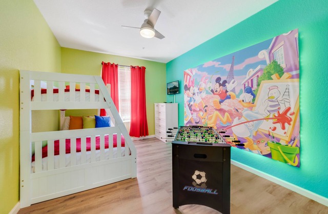 Fully Remodeled~Windsor Hills~2.5 Miles from Disney World Main Entrance