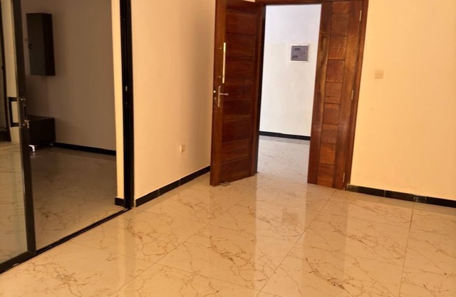 FURNISHED 3 ROOM APARTMENT AT THE AIRPORT DIASS AVAILABLE