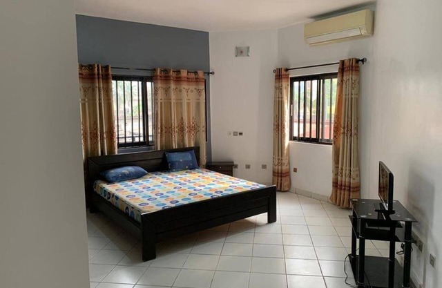 Furnished apartment downtown near the stadium