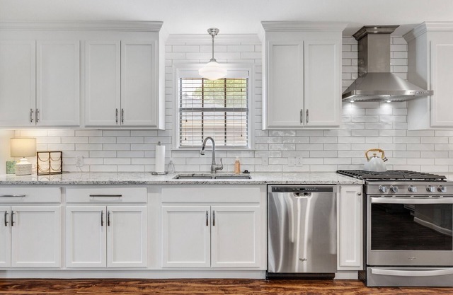 Furnished home near downtown Celina