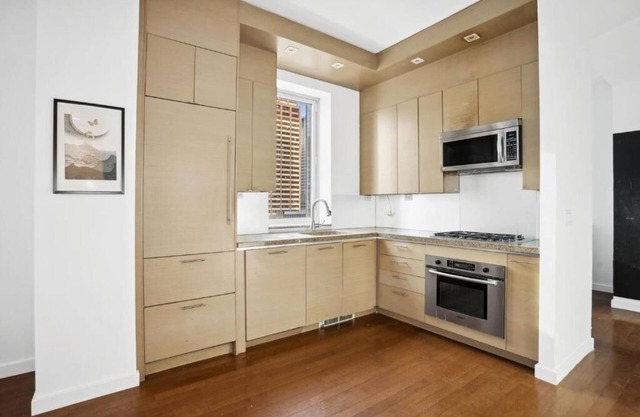 FURNISHED Oversized 1 Bedroom with Home Office Short-Term Availablen