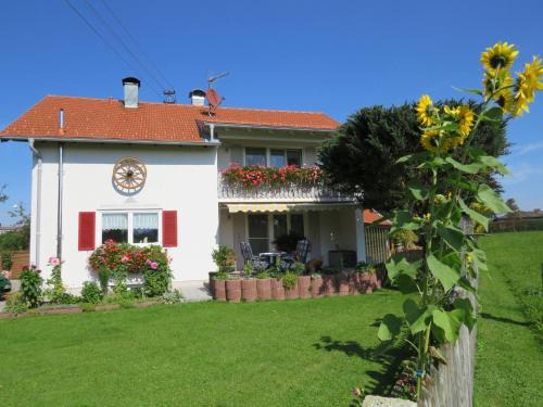 Gästehaus Reisacher - Ferienwohnung mit Frühstück