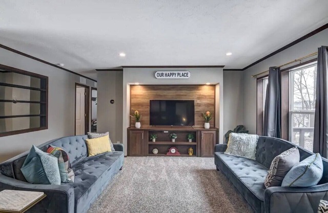 GAME ROOM! Comfortable beds*Nature*FUN
