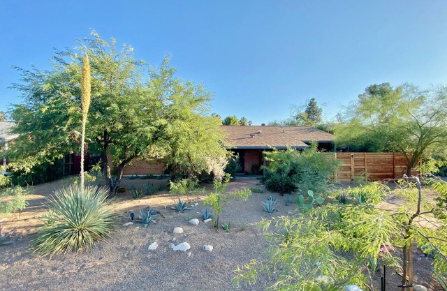 ‘Garden House’ - Beautiful Mid-Century Home