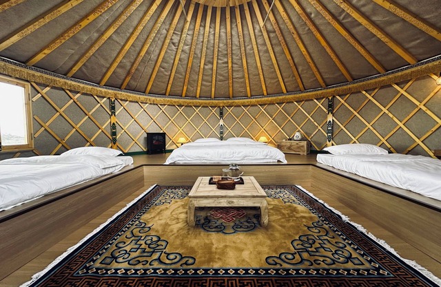 Gegeen Noor Nomad Camp