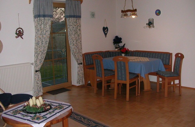 Gemütliche Ferienwohnung (75qm) mit Zugang zu Spielplatz