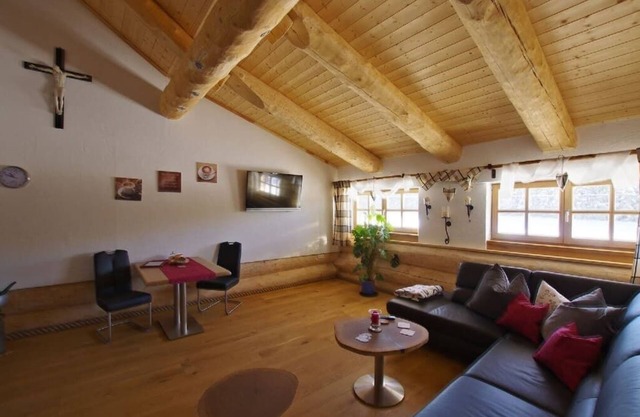 Gemütliche Ferienwohnung (70qm) im Dachgeschoss mit kostenlosem WLAN