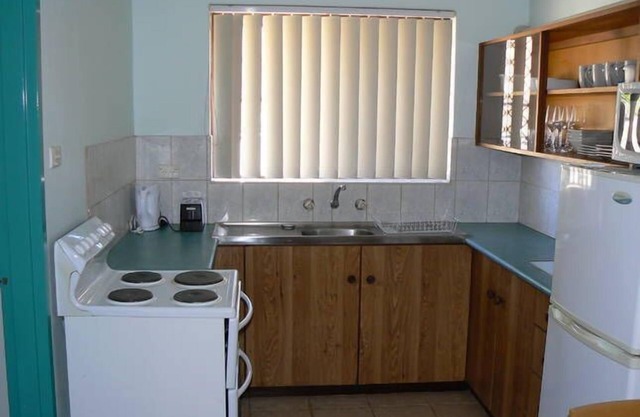 Geraldton Holiday Unit With WIFI and free Internet Movies