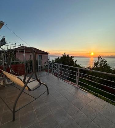Gioulas home sea view
