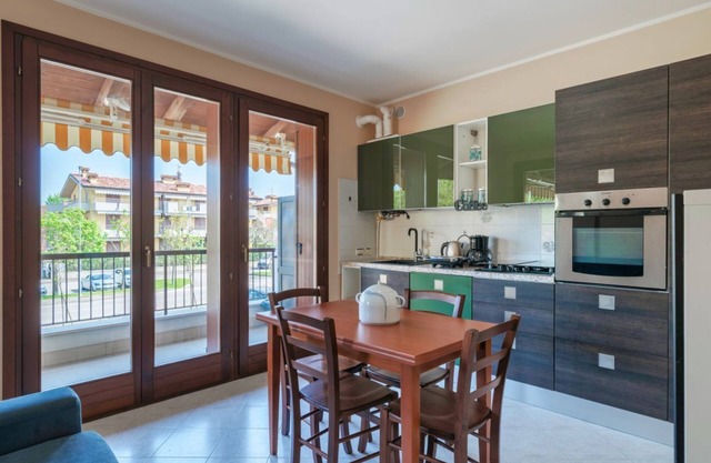 Girasole Apartment - with air conditioning, garage and WiFi