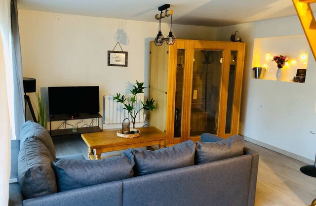 Gite in somme bay with private sauna and outdoor terrace
