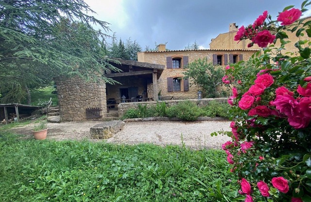 GITES in a wildlife park - Domaine du Bouchard