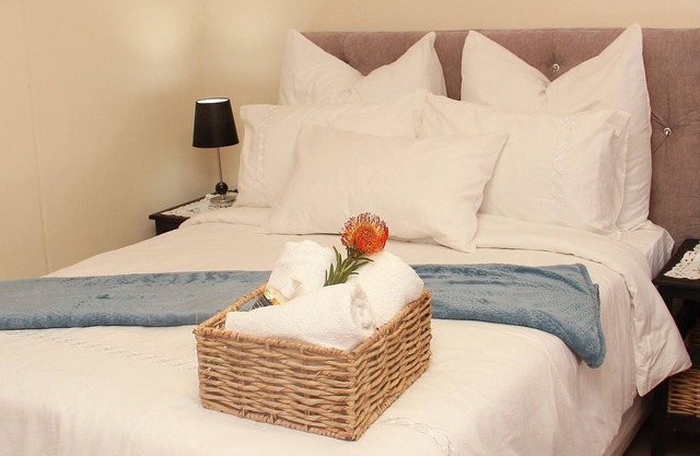 Goodwood Oasis - 5mins to GrandWest / free parking/ free Wi-Fi