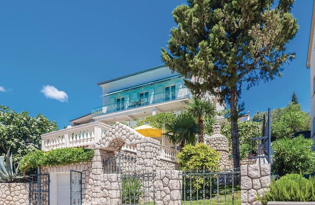Gorgeous apartment in Dramalj