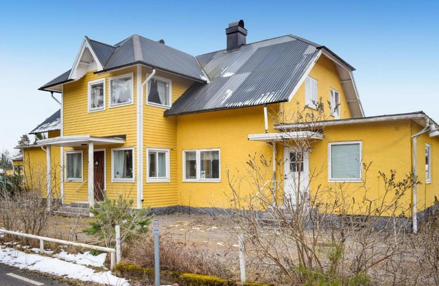 Gorgeous Apartment In Målilla With Wifi
