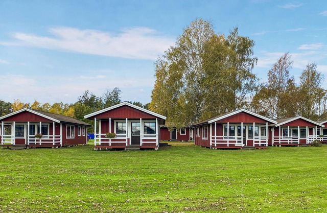 Gorgeous home in Byxelkrok with WiFi