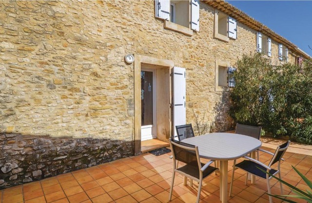 Gorgeous Home In Vénéjan With Kitchen