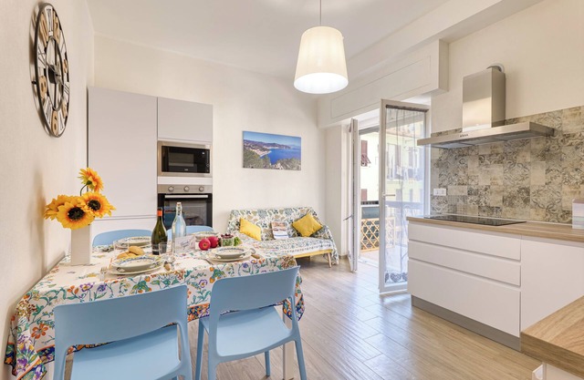 GP - Casa Adriana - Sea And Relax, Noli, Italy