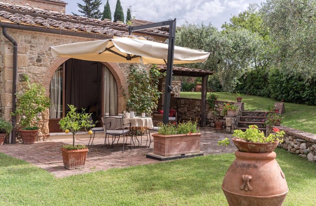 Granaio - Il Casale di Villore, Poggibonsi, Siena, Tuscany