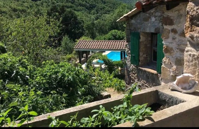 Grande Maison de Campagne Avec Piscine , Idéal Pour les Familles