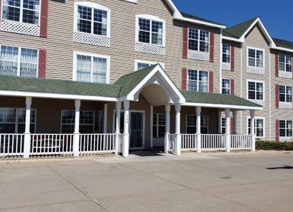 GrandStay Hotel & Suites Hastings