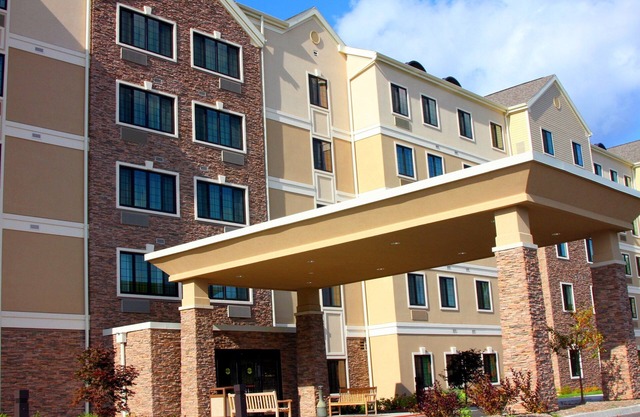 Great for Business Travelers! Free Breakfast + Business Center | 1 Bedroom Suite Near Syracuse